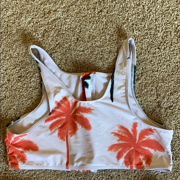 Palm tree bikini - Picture 3 of 5